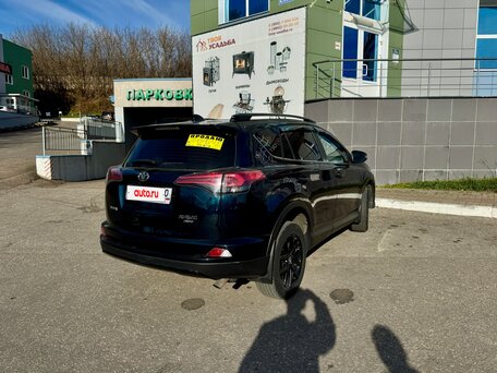 2018 Toyota RAV4 IV (XA40) Рестайлинг, синий, 2900000 рублей, вид 3