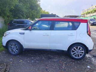 2018 Kia Soul II Рестайлинг, белый, 1600000 рублей, вид 2