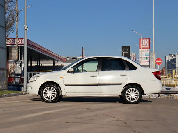 2013 Lada (ВАЗ) Granta I, белый, 409000 рублей - вид 7