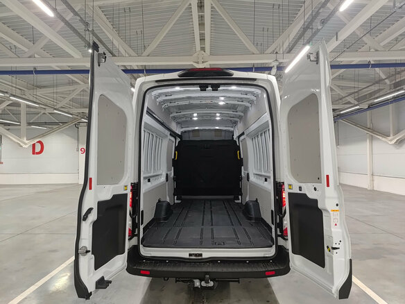 2021 Ford Transit, белый, 4910000 рублей - вид 9