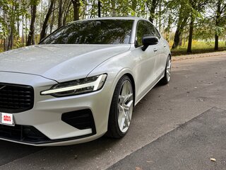 2021 Volvo S60 Mild Hybrid III, белый, 2800000 рублей, вид 2