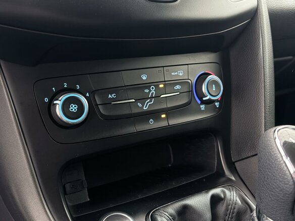 2017 Ford Focus III Рестайлинг, белый, 1190000 рублей - вид 21