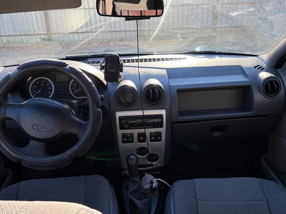2008 Renault Logan I, серый, 300000 рублей - вид 6