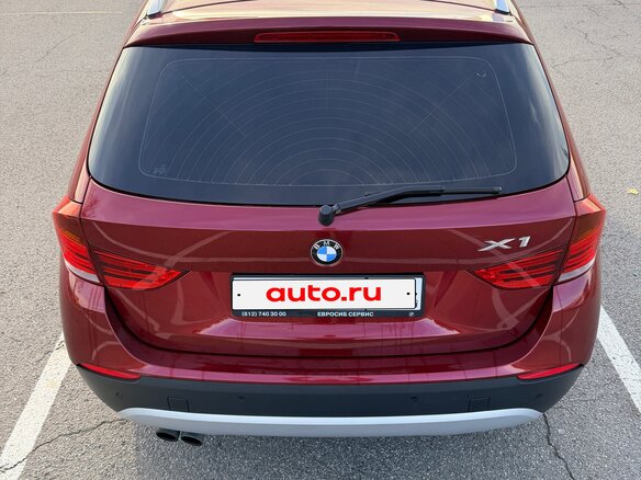 2012 BMW X1 20i I (E84), красный, 1690000 рублей - вид 4