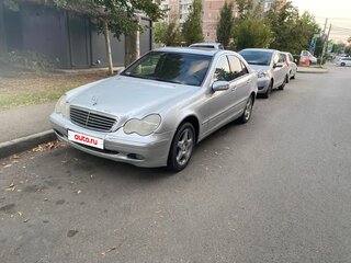 2001 Mercedes-Benz C-Класс 180 II (W203), серебристый, 345000 рублей, вид 1