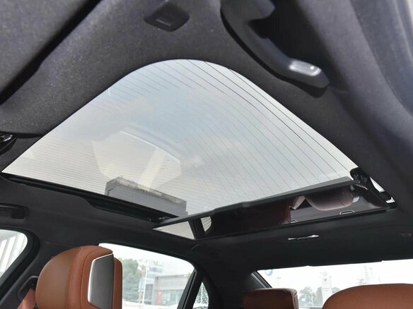 2025 BMW 7 серии 740i xDrive VII (G70), серебристый, 16780000 рублей - вид 18