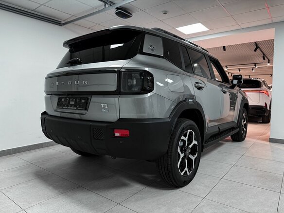 2026 Jetour T1, серебристый, 4699900 рублей - вид 5