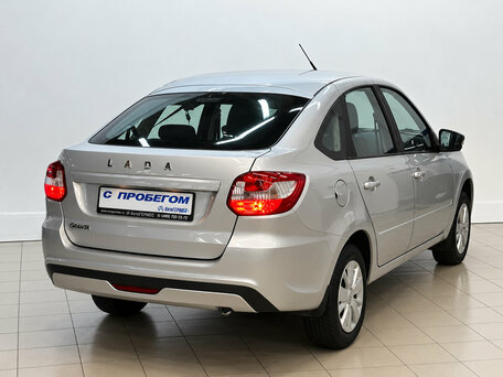 2025 Lada (ВАЗ) Granta I Рестайлинг, серый, 930000 рублей, вид 4