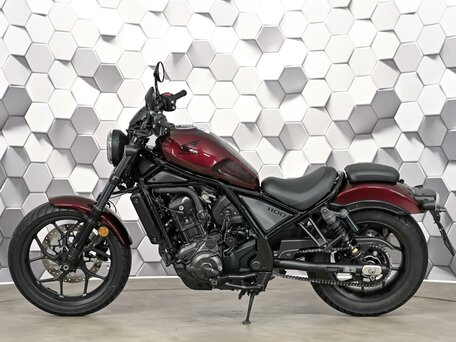2022 Honda CMX 1100 Rebel, красный, 999000 рублей, вид 4