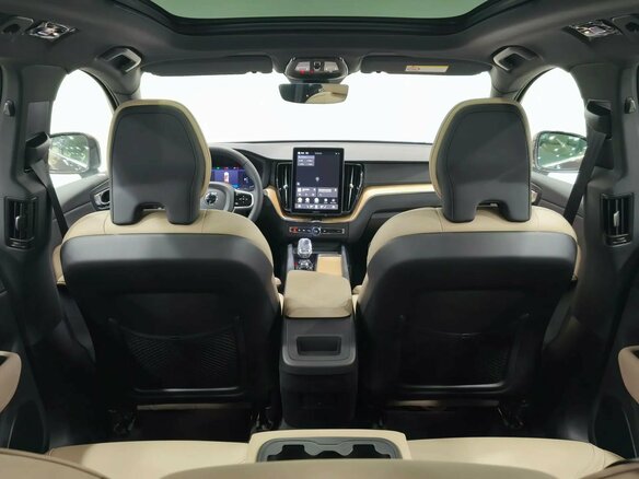 2025 Volvo XC60 II Рестайлинг 2, красный, 6290000 рублей - вид 37