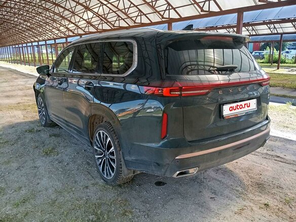 2023 Exeed VX I, зелёный, 2263500 рублей - вид 3