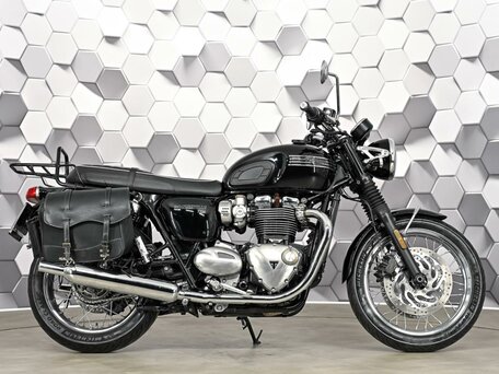 2019 Triumph Bonneville T120, чёрный, 899000 рублей, вид 3