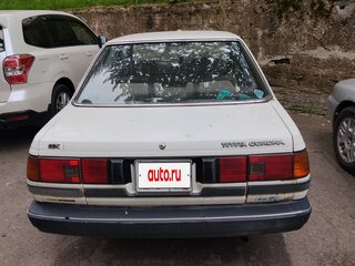 1987 Toyota Corona VIII (Е150, T160) Рестайлинг, белый, 140000 рублей, вид 3