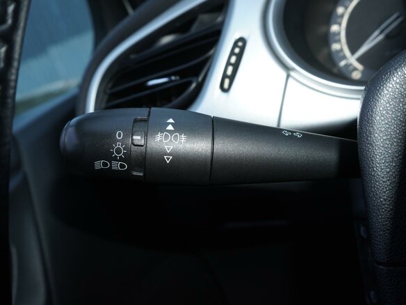 2012 Citroen C3 II, серый, 598000 рублей - вид 11