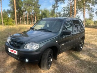 2016 Chevrolet Niva I Рестайлинг, зелёный, 620000 рублей, вид 1