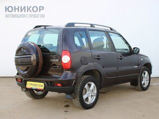2011 Chevrolet Niva I Рестайлинг, коричневый, 389000 рублей, вид 5