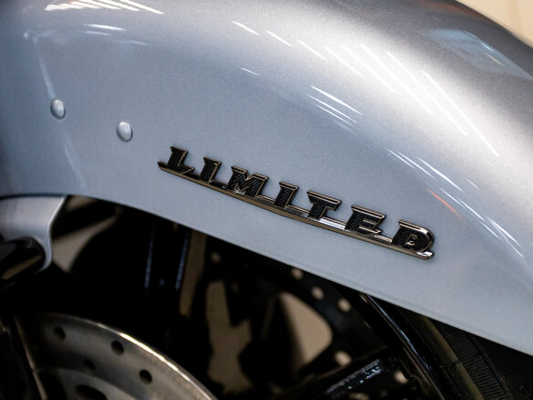 2023 Harley-Davidson Road Glide Limited, серебристый, 3150000 рублей - вид 28