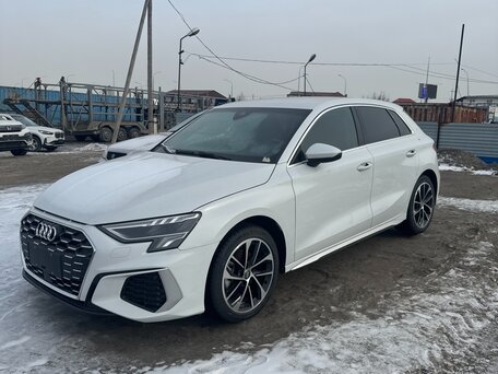 2023 Audi A3 35 TFSI Long IV (8Y), белый, 1800000 рублей, вид 1