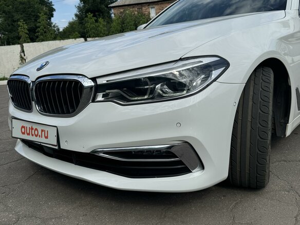 2018 BMW 5 серии 520d VII (G30/G31/G38), белый, 3000000 рублей - вид 7