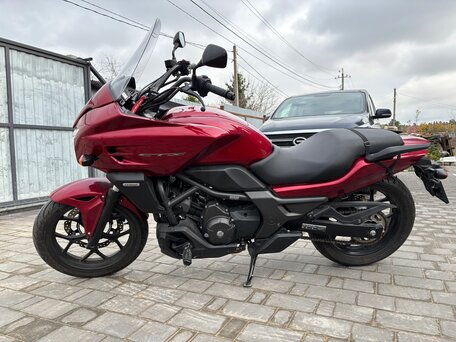 2014 Honda CTX 700, красный, 580000 рублей, вид 2