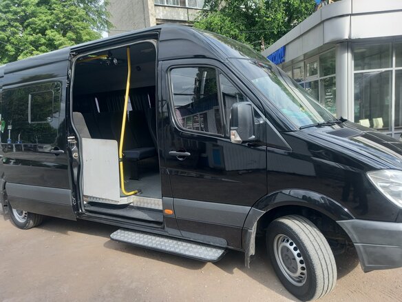 2012 Mercedes-Benz Sprinter, чёрный, 2700000 рублей - вид 15