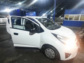 2013 Chevrolet Spark III, белый, 890000 рублей, вид 3