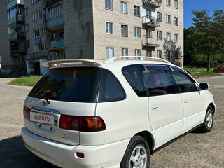 2000 Toyota Ipsum I (M10), белый, 720000 рублей, вид 5