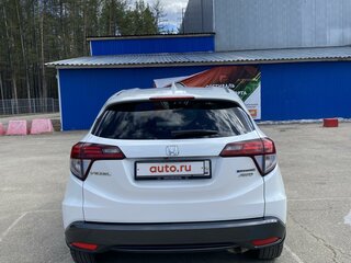 2014 Honda Vezel I, белый, 1550000 рублей, вид 5