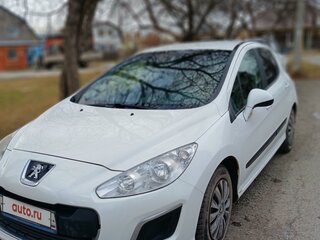 2011 Peugeot 308 I Рестайлинг, белый, 470000 рублей, вид 1
