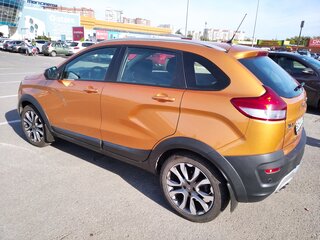 2019 Lada (ВАЗ) XRAY Cross I, золотистый, 1100000 рублей, вид 2