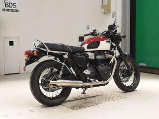 2022 Triumph Bonneville T100, белый, 950000 рублей, вид 5