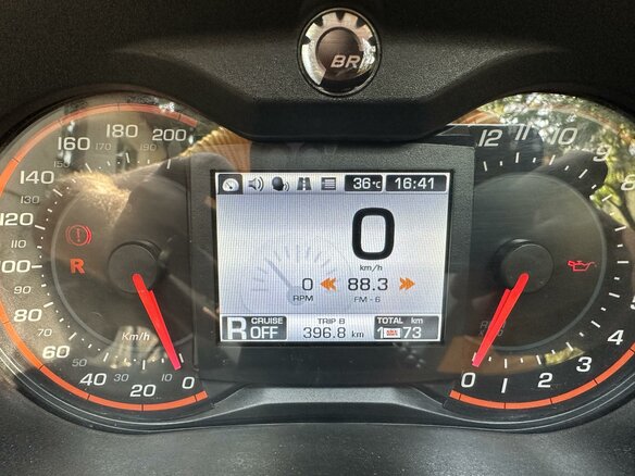 2013 BRP Can-Am Spyder, белый, 1650000 рублей - вид 4