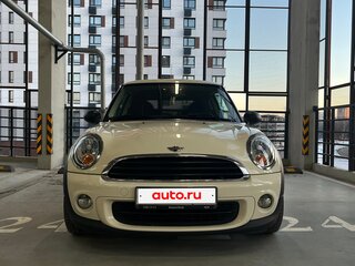 2012 Mini Hatch One II (R56) Рестайлинг, белый, 1150000 рублей, вид 1