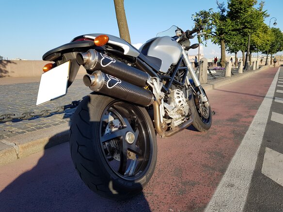 2007 Ducati Monster S2R, серебристый - вид 1