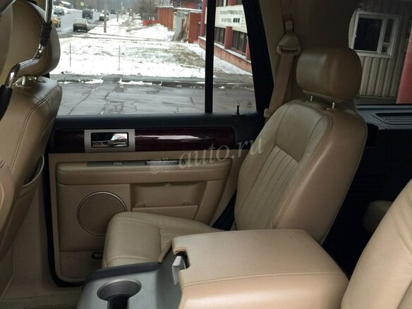 2004 Lincoln Navigator 6-speed II, чёрный - вид 8