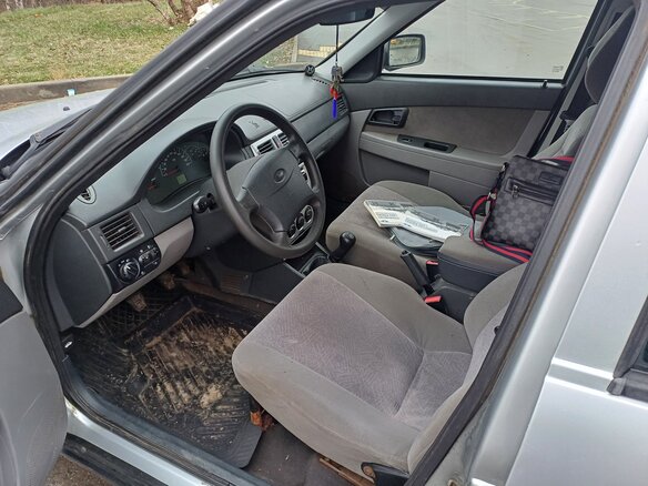2007 Lada (ВАЗ) Priora I, серебристый, 295000 рублей - вид 8