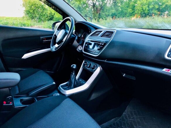 2014 Suzuki SX4 II (S-Cross), серебристый - вид 12
