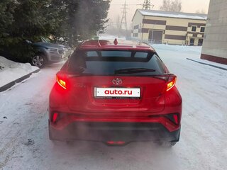 2020 Toyota C-HR I Рестайлинг, красный, 2650000 рублей, вид 3