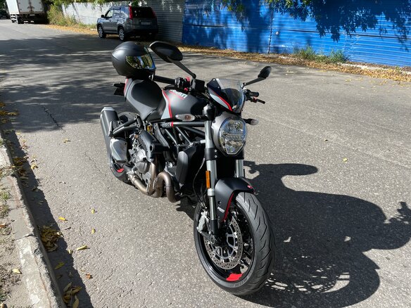 2020 Ducati Monster 821, чёрный, 900000 рублей - вид 6