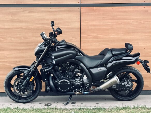 2020 Yamaha VMAX 1700, чёрный, 1950000 рублей - вид 9
