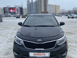 2016 Kia Rio III Рестайлинг, чёрный, 1100000 рублей, вид 1