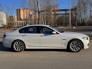 2015 BMW 5 серии 520i VI (F10/F11/F07) Рестайлинг, белый, 1800000 рублей, вид 3