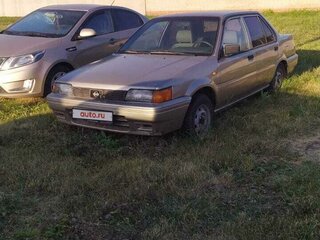 1990 Nissan Sunny N13, бежевый, 190000 рублей, вид 2