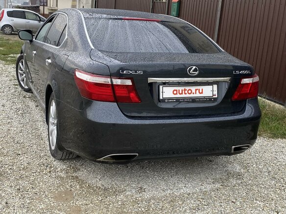 2007 Lexus LS Long 460 L IV, серый, 2000000 рублей - вид 2