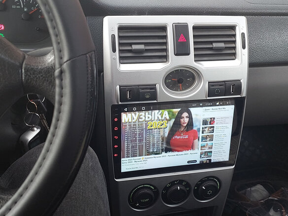 2010 Lada (ВАЗ) Priora I, белый, 450000 рублей - вид 12