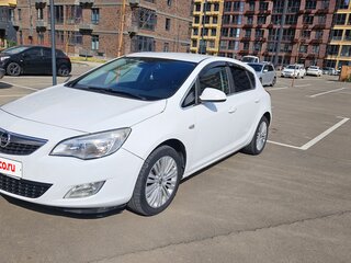 2011 Opel Astra J, белый, 699999 рублей, вид 1