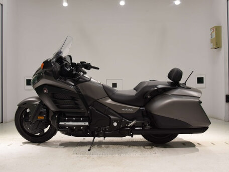 2017 Honda GL 1800 Gold Wing, серый, 1600000 рублей, вид 2