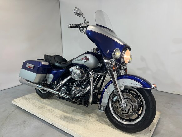 2006 Harley-Davidson Electra Glide, синий, 510000 рублей - вид 5