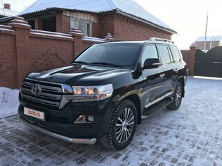 2015 Toyota Land Cruiser 200 Series Рестайлинг 2, чёрный, 5800000 рублей, вид 1