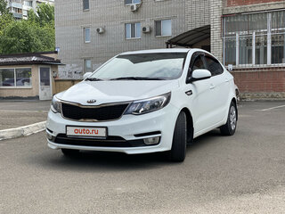 2015 Kia Rio III Рестайлинг, белый, 1450000 рублей, вид 1